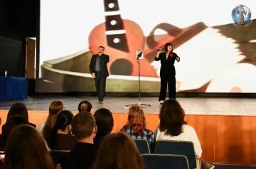 Артисты из Хабаровского края дали благотворительный концерт в ДНР