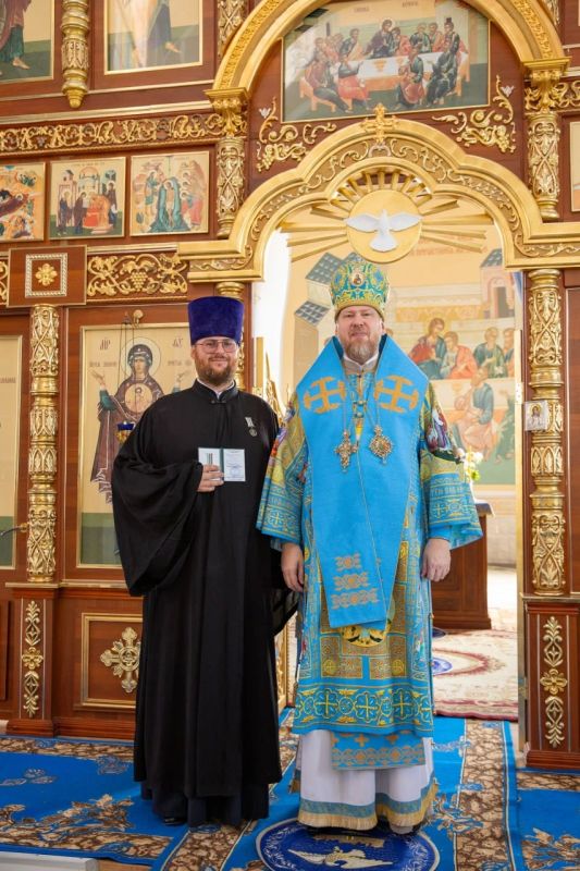 Константин Зинченко: В праздник Рождества Пресвятой Богородицы митрополит Владимир совершил Божественную литургию в селе Бугас Константин Зинченко: В праздник Рождества Пресвятой Богородицы митрополит Владимир совершил Божественную литургию в селе Бугас