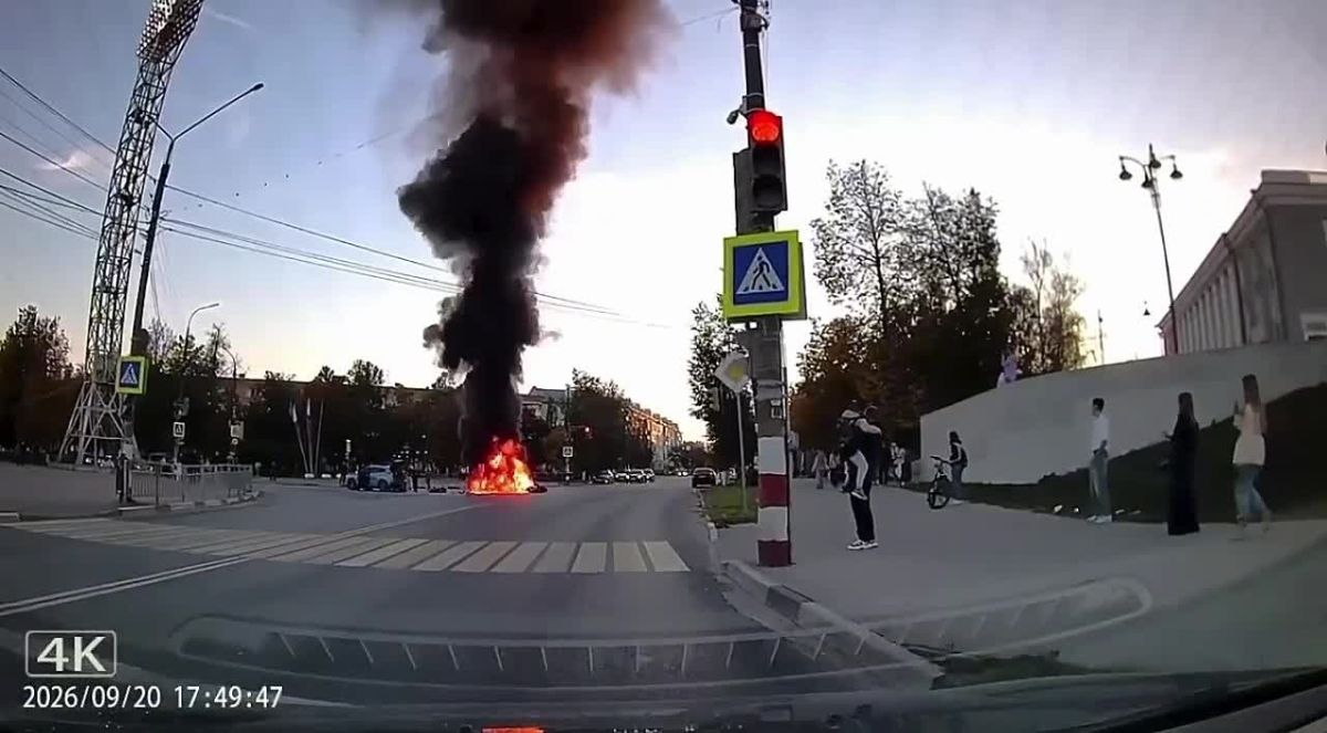 В Дзержинске сотрудники Росгвардии оказали первую помощь пострадавшему в ДТП