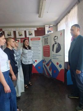 22 сентября 2026 года депутаты Горловского городского совета от фракции «Единая Россия» — Роман Конев, Максим Лебедев и Эдуард Полепкин — провели встречи с трудовыми коллективами