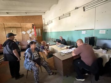 Состоялась встреча лидера общественного мнения Вадима Витальевича Крайникова с трудовым коллективом МУП «Уютный округ»