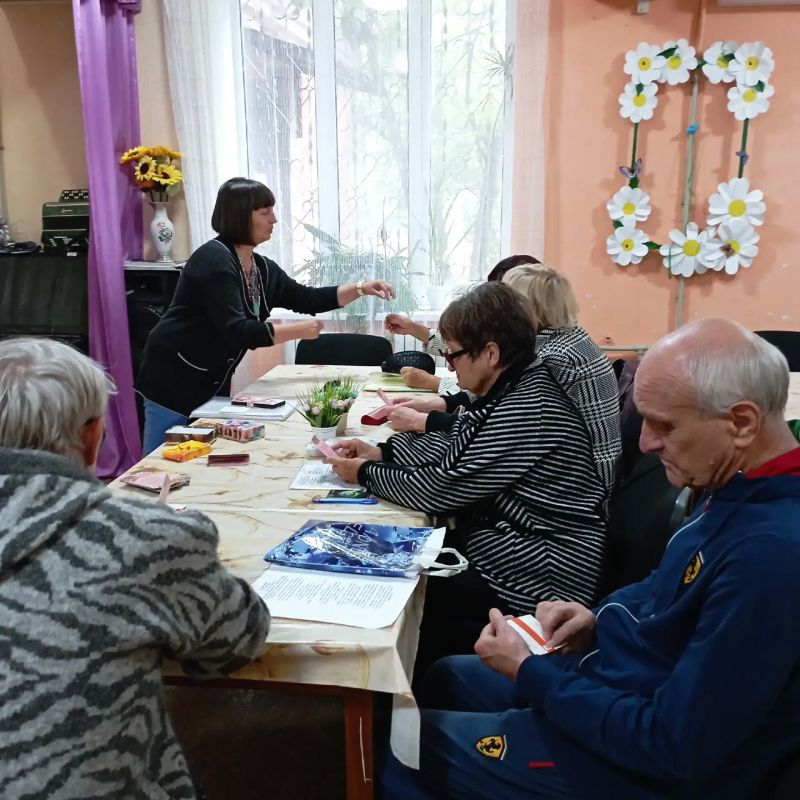 Смех - лучшее лекарство. Для большинства юмор - это не просто способ поднять настроение, а настоящий источник жизненной энергии Смех - лучшее лекарство. Для большинства юмор - это не просто способ поднять настроение, а настоящий источник жизненной энергии