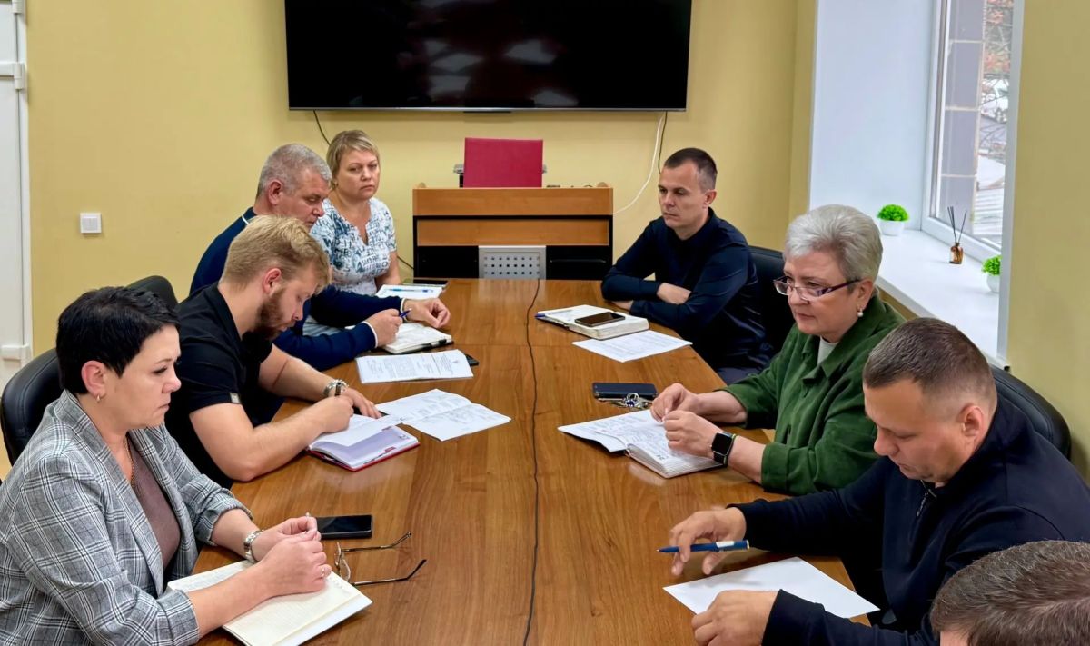 Глава округа Алексей Черкашин провел оперативное совещание по актуальным вопросам округа Глава округа Алексей Черкашин провел оперативное совещание по актуальным вопросам округа