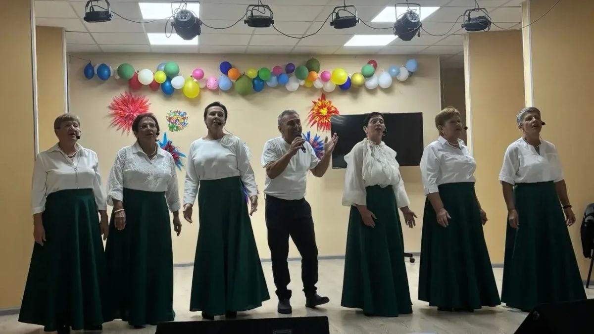 Эстафета «От села к селу». В рамках проекта «Культура малой Родины», состоялось торжественное мероприятие - праздничный концерт под названием «Песня в наших сердцах», посвящённый Году единства народов России, на котором... Эстафета «От села к селу». В рамках проекта «Культура малой Родины», состоялось торжественное мероприятие - праздничный концерт под названием «Песня в наших сердцах», посвящённый Году единства народов России, на котором...