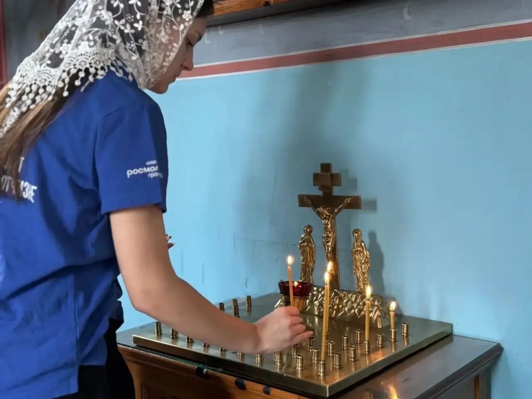 В Докучаевске молодежь отметила праздник Рождества Пресвятой Богородицы В Докучаевске молодежь отметила праздник Рождества Пресвятой Богородицы