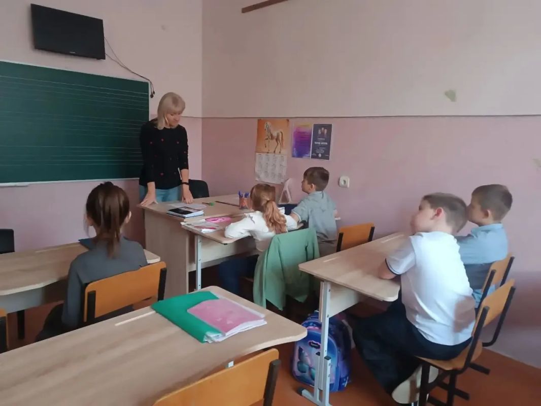 22 сентября преподаватель Фуч И.Г. провела профилактическую беседу "Мы в ответе за свои поступки" для учащихся музыкальных отделов 22 сентября преподаватель Фуч И.Г. провела профилактическую беседу "Мы в ответе за свои поступки" для учащихся музыкальных отделов