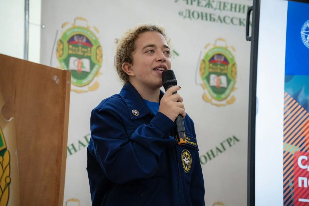 Обучение служением: Анна Артеева пообщалась со студентами ДОНАГРА Обучение служением: Анна Артеева пообщалась со студентами ДОНАГРА