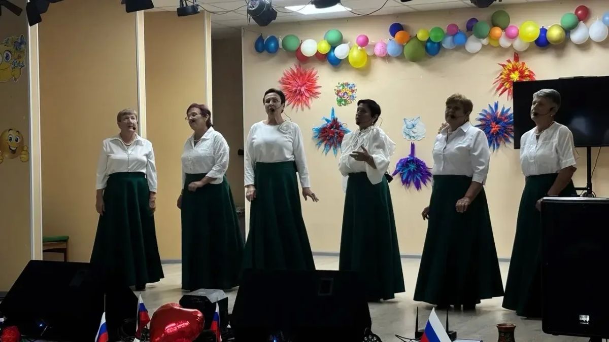 Эстафета «От села к селу». В рамках проекта «Культура малой Родины», состоялось торжественное мероприятие - праздничный концерт под названием «Песня в наших сердцах», посвящённый Году единства народов России, на котором... Эстафета «От села к селу». В рамках проекта «Культура малой Родины», состоялось торжественное мероприятие - праздничный концерт под названием «Песня в наших сердцах», посвящённый Году единства народов России, на котором...