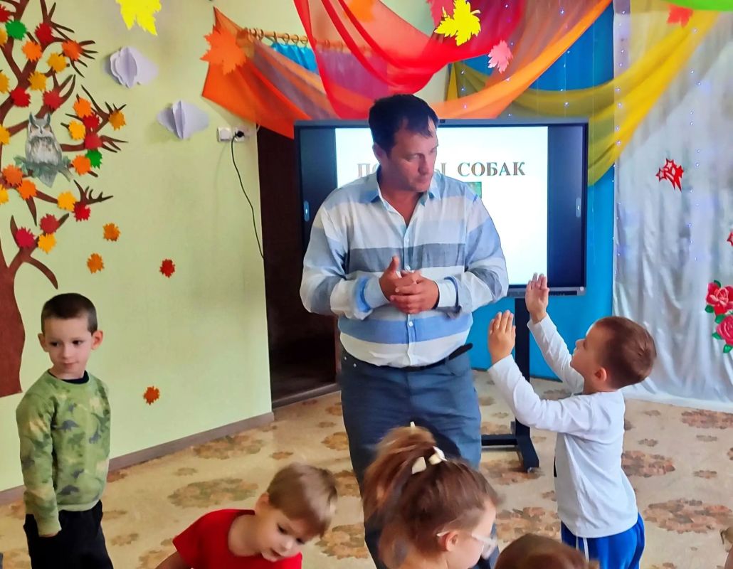 «Собака — друг человека»: Встреча с кинологом в детском саду «Собака — друг человека»: Встреча с кинологом в детском саду