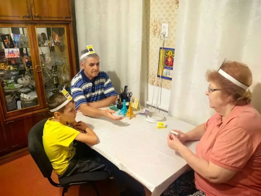 В рамках проекта «Крепкая семья»: «Родительская Гостиная» — когда все за одним столом! В рамках проекта «Крепкая семья»: «Родительская Гостиная» — когда все за одним столом!