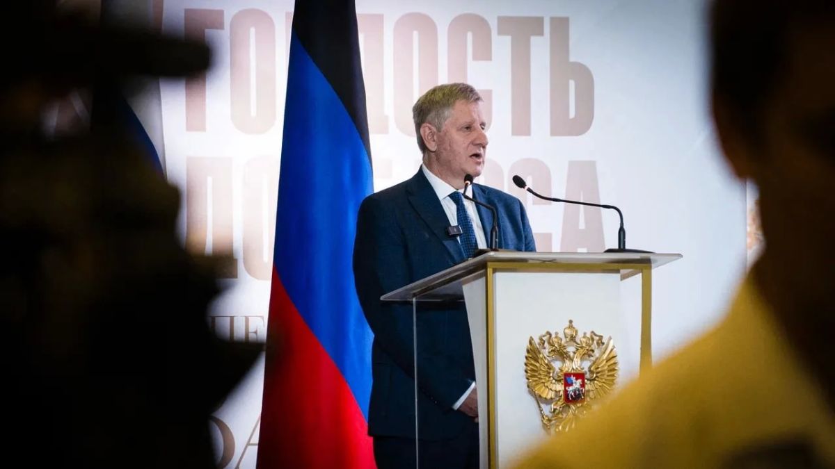 В Донецке прошло торжественное награждение лауреатов Республиканской премии «Гордость Донбасса» спецпроекта «За дело» В Донецке прошло торжественное награждение лауреатов Республиканской премии «Гордость Донбасса» спецпроекта «За дело»