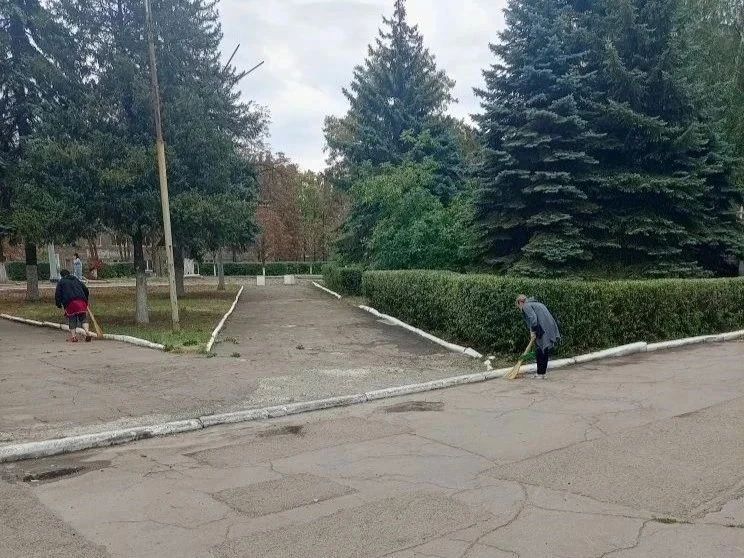 В Шахтерском округе провели экологическую акцию «Чистый четверг» В Шахтерском округе провели экологическую акцию «Чистый четверг»