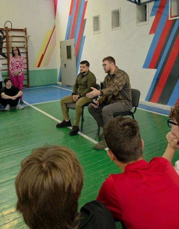 На связи с жителями. Игорь Пашков провёл приём жителей Пролетарского района Донецка На связи с жителями. Игорь Пашков провёл приём жителей Пролетарского района Донецка