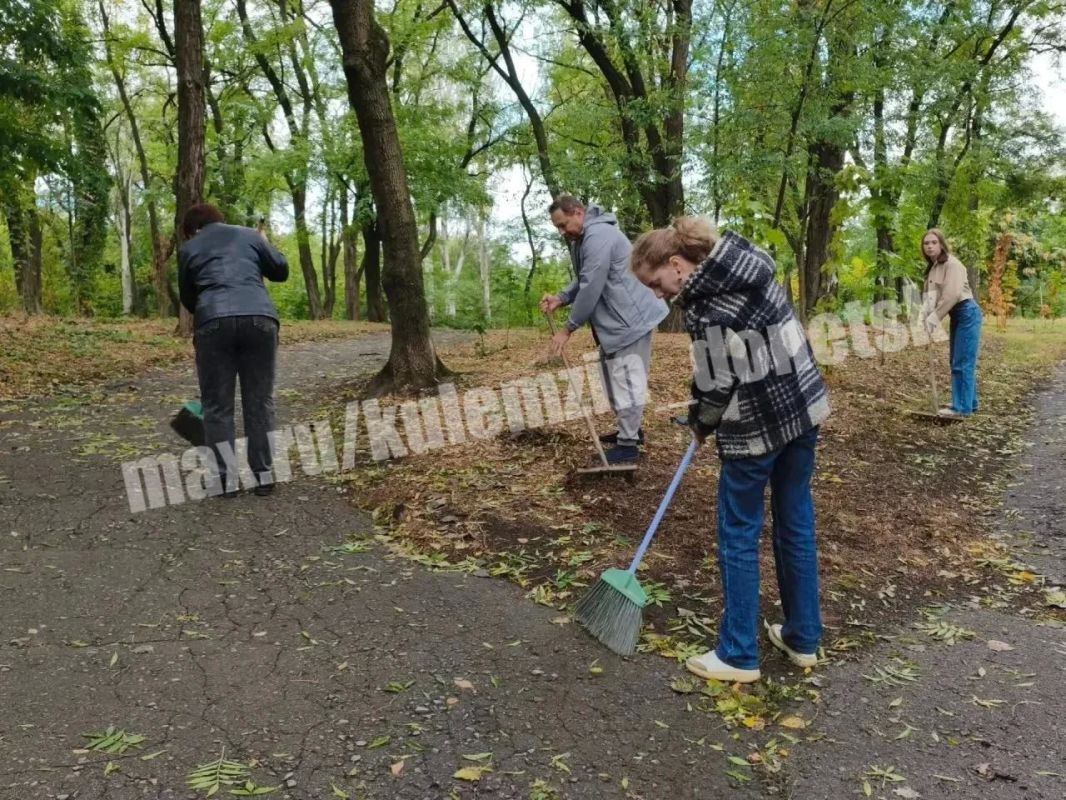 Алексей Кулемзин: В Донецке прошла акция «Чистый четверг»! Алексей Кулемзин: В Донецке прошла акция «Чистый четверг»!