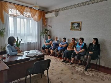 Игорь Мартынов: Встреча с населением. 23 сентября заместитель главы администрации муниципального образования городского округа Енакиево Донецкой Народной Республики Ольга Дедух провела выездную встречу с населением по...