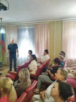 Роман Конев: 23 сентября 2026 года депутаты Горловского городского совета от фракции «Единая Россия» — Евгений Прокопович, Николай Гальченко, Геннадий Маюров — провели встречи с трудовыми коллективами