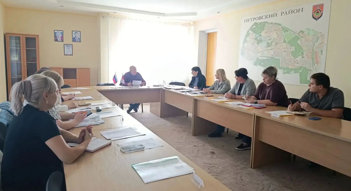 Наталья Бегуненко: В Управе Петровского внутригородского района Администрации г.о. Донецк прошло заседание Комиссии по делам несовершеннолетних и защите их прав Наталья Бегуненко: В Управе Петровского внутригородского района Администрации г.о. Донецк прошло заседание Комиссии по делам несовершеннолетних и защите их прав