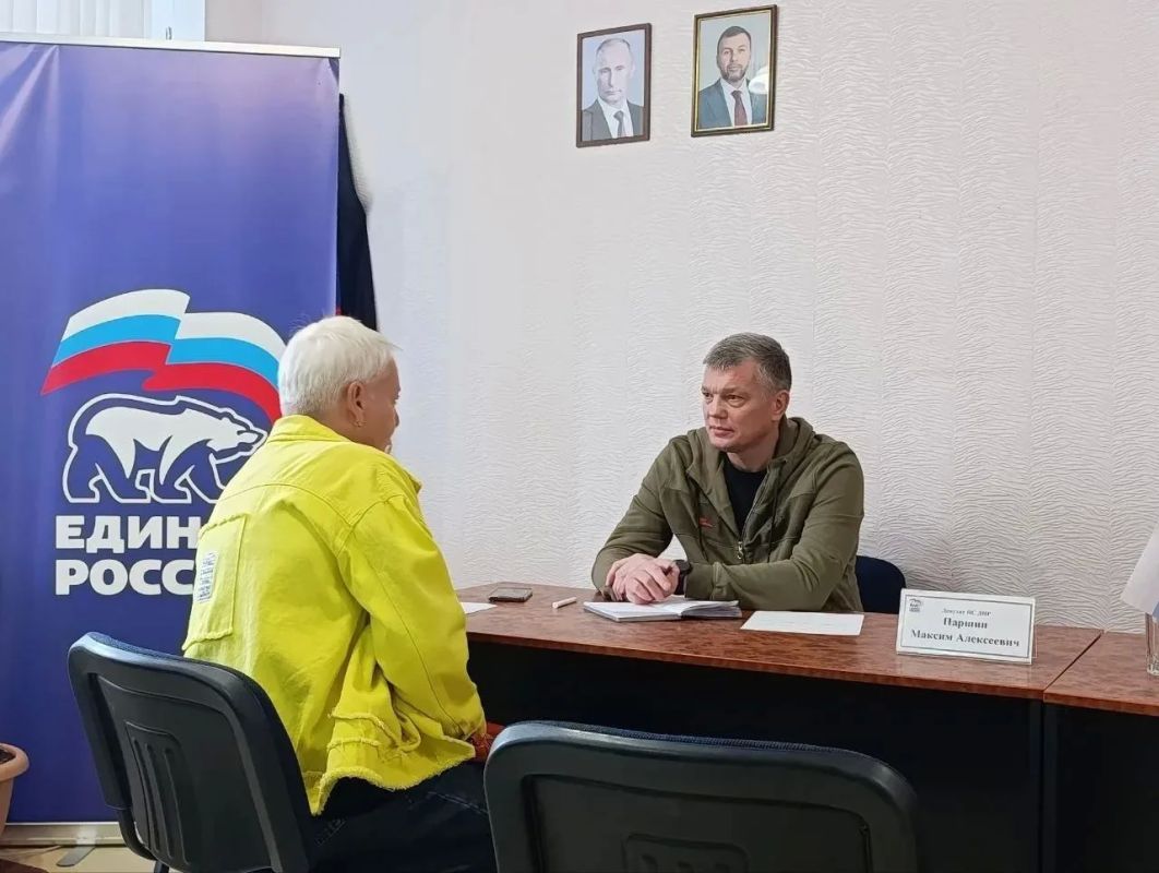 На связи с жителями. Игорь Пашков провёл приём жителей Пролетарского района Донецка На связи с жителями. Игорь Пашков провёл приём жителей Пролетарского района Донецка
