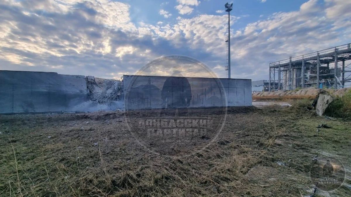 Славянск: повторный удар по территории бывшего промышленного комплекса Zeus Ceramica Славянск: повторный удар по территории бывшего промышленного комплекса Zeus Ceramica