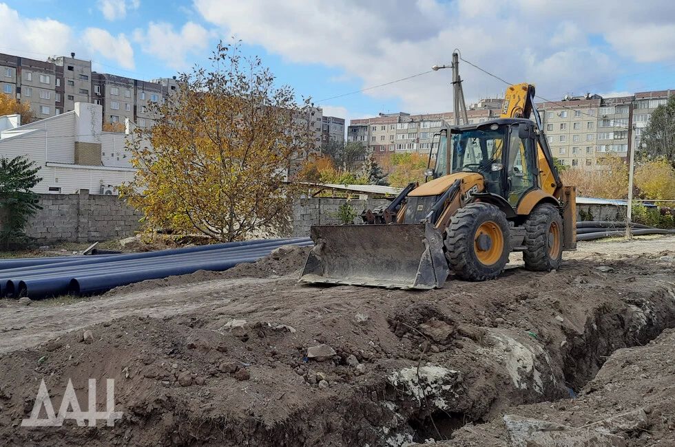 Для снижения водопотерь в ДНР в этом году обновят 200 км сетей