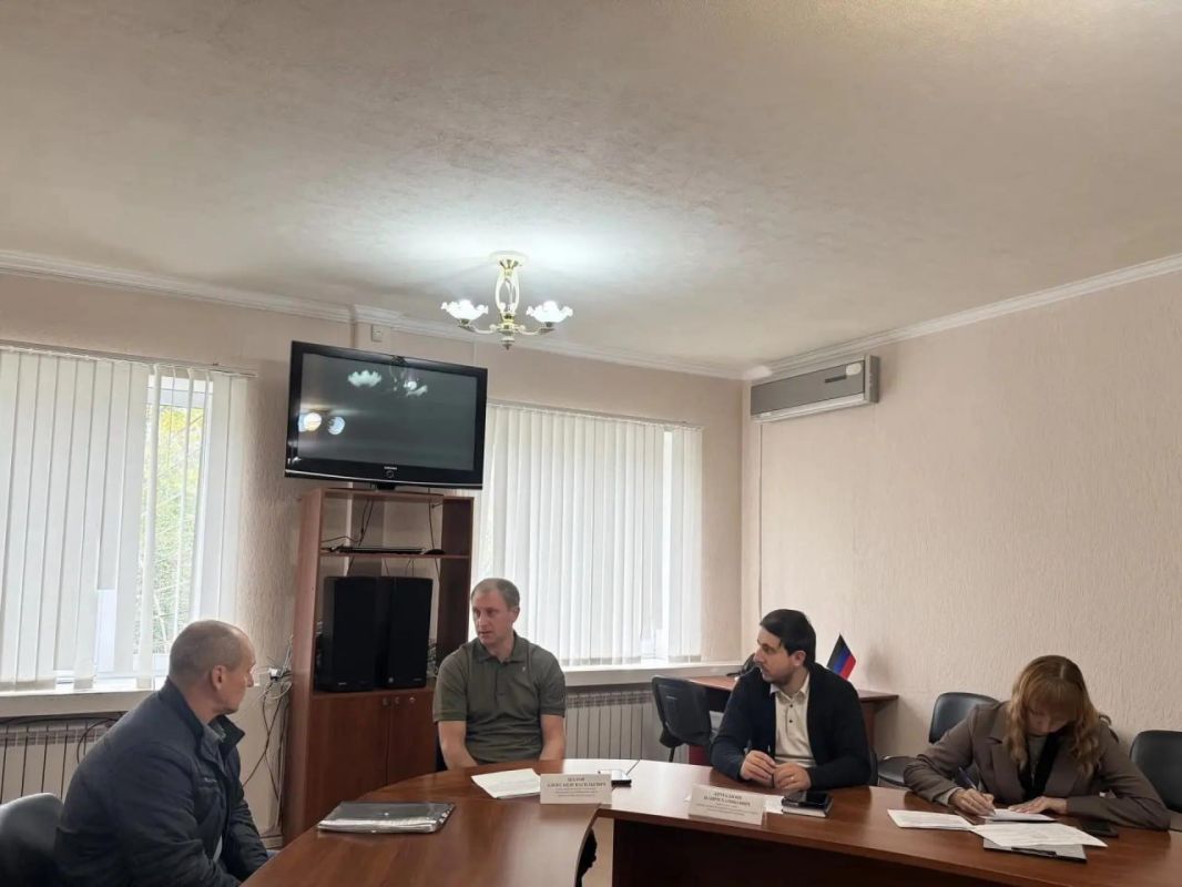 Александр Шатов: Ответил на вопросы ждановцев Александр Шатов: Ответил на вопросы ждановцев