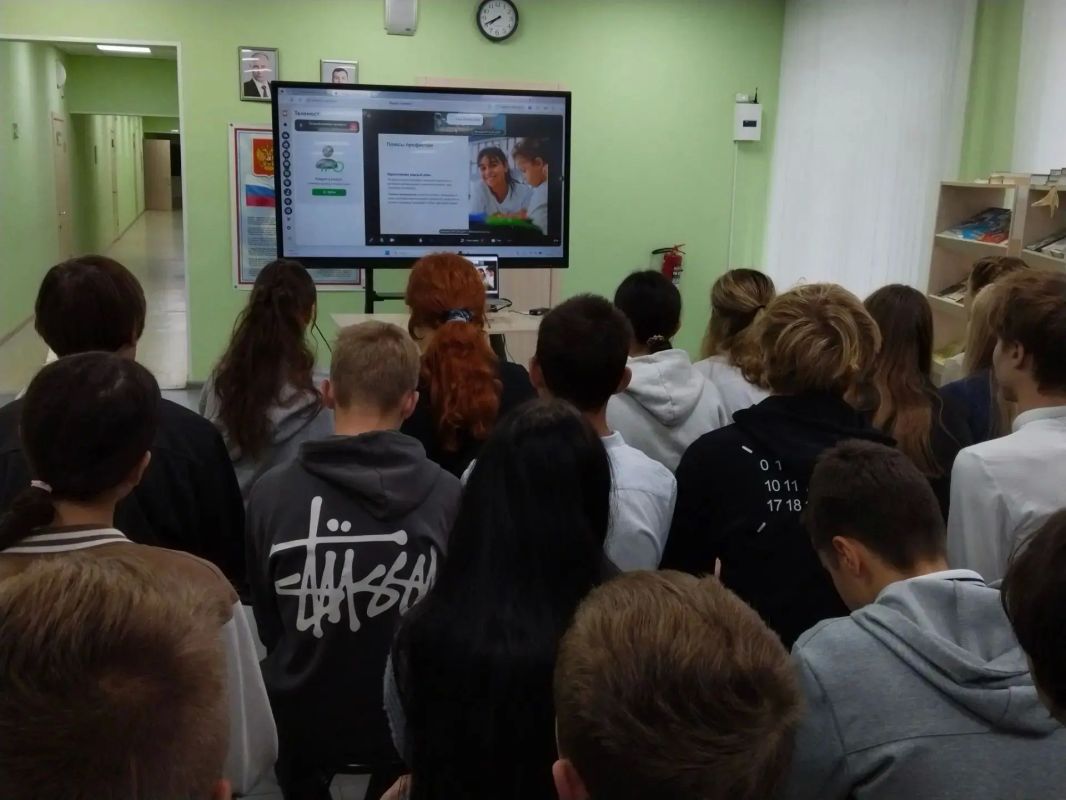 В рамках «Осеннего марафона профессий» школьники заглянули за кулисы детского сада В рамках «Осеннего марафона профессий» школьники заглянули за кулисы детского сада