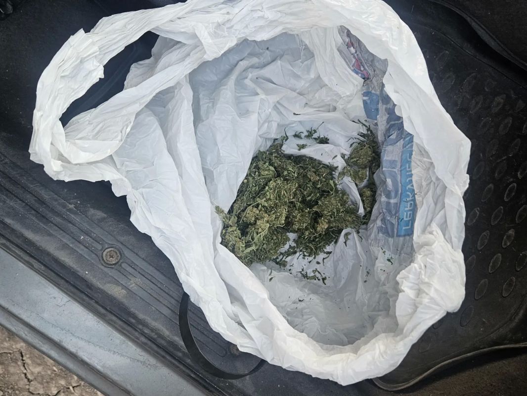Полицейские задержали жителя Амвросиевки за хранение наркотиков