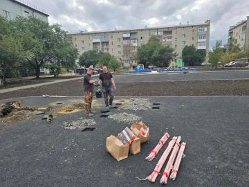 Денис Зубов: Продолжаются работы по благоустройству территории, победившей в прошлом голосовании за территории по благоустройству (ФКГС)
