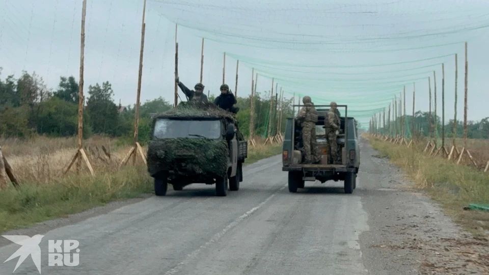 Автостопом по "килл-зоне": военкор KP.RU Александр Коц проехал по передовым позициям в ДНР, где хозяйничают дроны Автостопом по "килл-зоне": военкор KP.RU Александр Коц проехал по передовым позициям в ДНР, где хозяйничают дроны