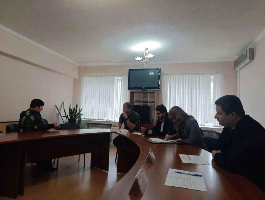 Александр Шатов: Ответил на вопросы ждановцев Александр Шатов: Ответил на вопросы ждановцев