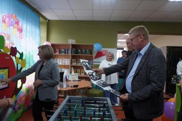 Сергей Юзвинкевич: Сегодня вместе с заместителем главы Администрации Володарского муниципального округа Полтарак В. В. посетили с. Кременевка, где состоялось открытие детского культурно-просветительского центра «Всё...