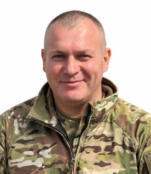 За Грозного.. Прощай, дорогой командир, друг, товарищ и брат. Ты был для нас всем. Что бы ни происходило на фронте или в жизни, командир всегда подскажет решение, направит и взбодрит. Антон Феликсович без остатка отдавал...