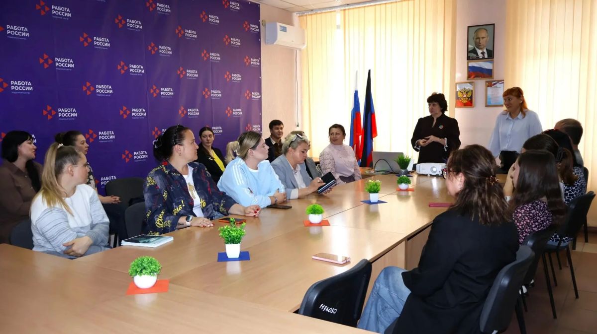 Тёплая встреча в женском клубе: приёмы первой психологической помощи в экстремальной ситуации Тёплая встреча в женском клубе: приёмы первой психологической помощи в экстремальной ситуации