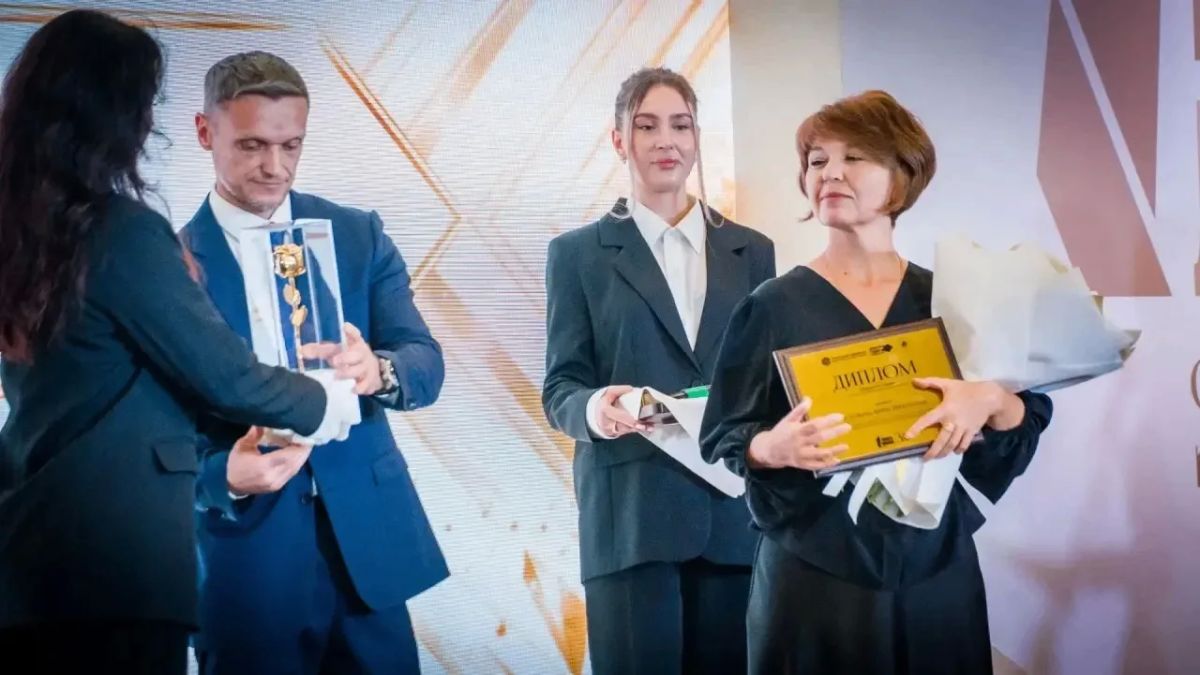 Василий Овчаров: Гордость нашего округа: муниципальные служащие Новоазовска стали лауреатами первой Республиканской премии «За дело»! Василий Овчаров: Гордость нашего округа: муниципальные служащие Новоазовска стали лауреатами первой Республиканской премии «За дело»!