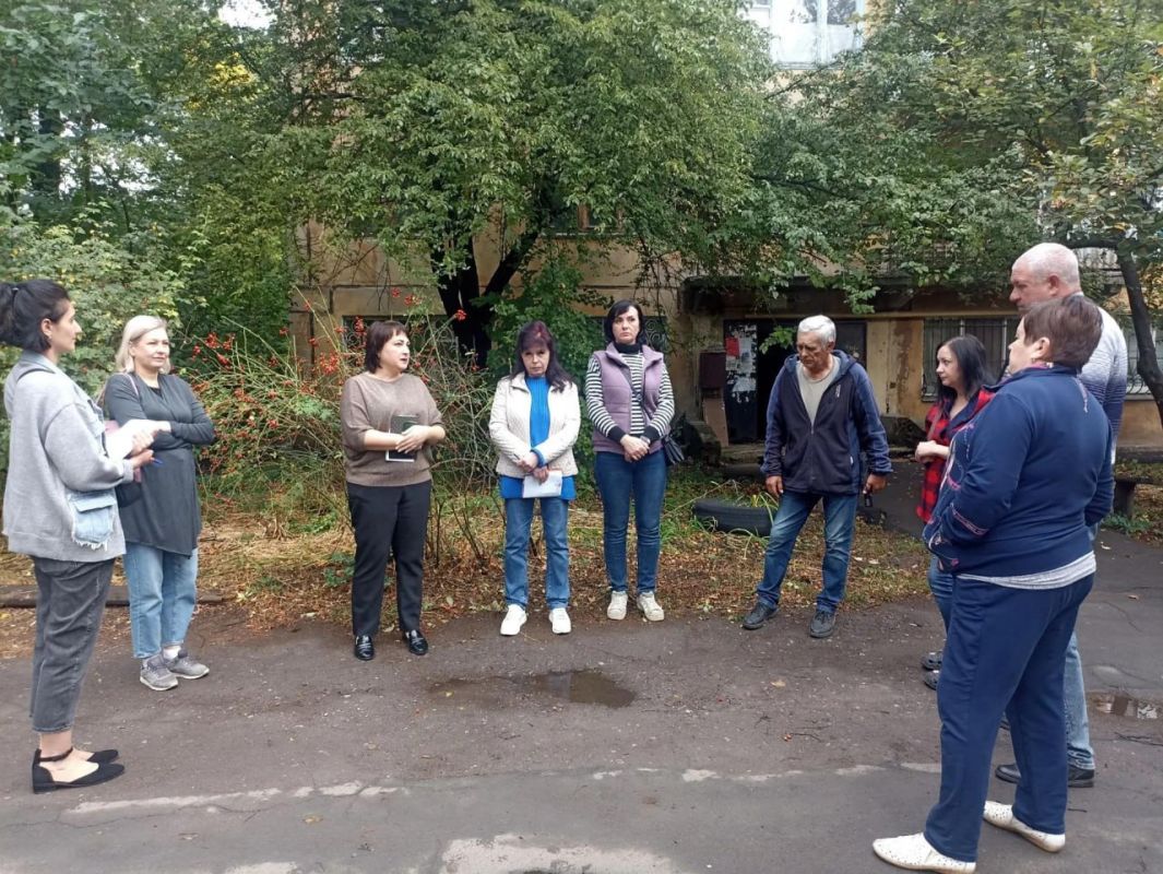 Иван Адамец: В Куйбышевском районе 23 сентября состоялась адресная встреча с жителями дома №3 по проспекту Васнецова Иван Адамец: В Куйбышевском районе 23 сентября состоялась адресная встреча с жителями дома №3 по проспекту Васнецова