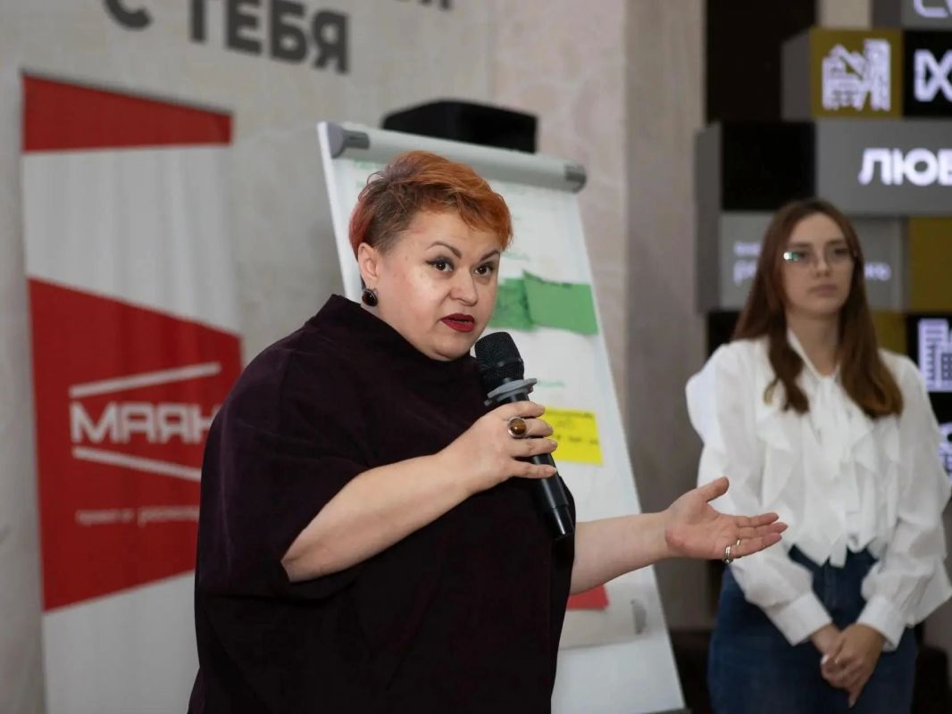 Представители Шахтерского округа поучаствовали в республиканском образовательном мероприятии Представители Шахтерского округа поучаствовали в республиканском образовательном мероприятии