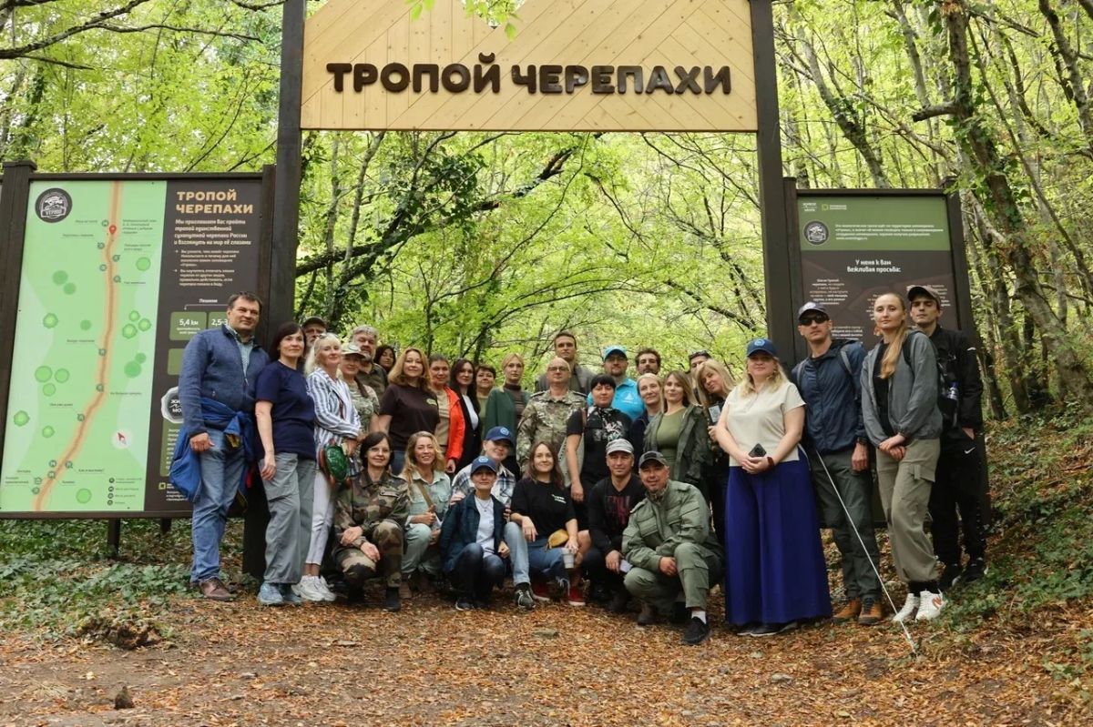 Новую экотропу открыли на Утрише ко Всемирному дню моря, она посвящена черепахе Никольского - единственной сухопутной черепахе в стране, которая обитает на узкой полосе Черноморского побережья, сообщили в пресс-службе фонда... Новую экотропу открыли на Утрише ко Всемирному дню моря, она посвящена черепахе Никольского - единственной сухопутной черепахе в стране, которая обитает на узкой полосе Черноморского побережья, сообщили в пресс-службе фонда...