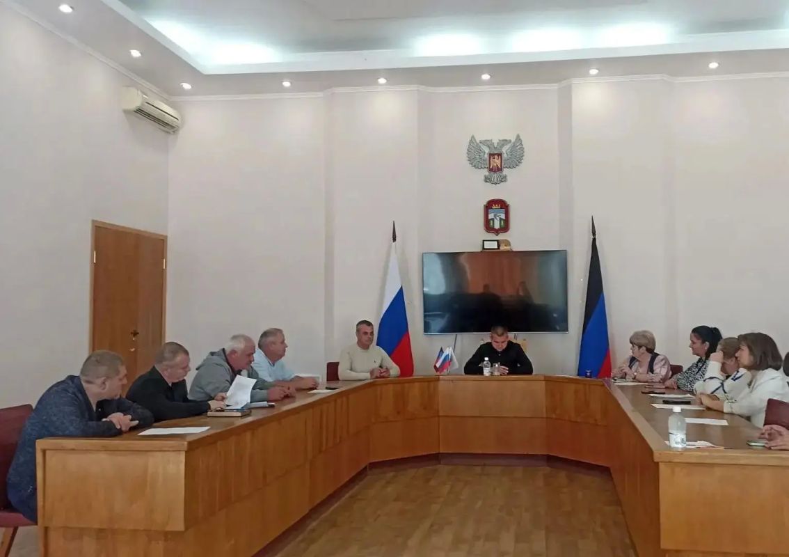25.09.2026 года состоялось внеочередное заседание Тельмановского муниципального совета