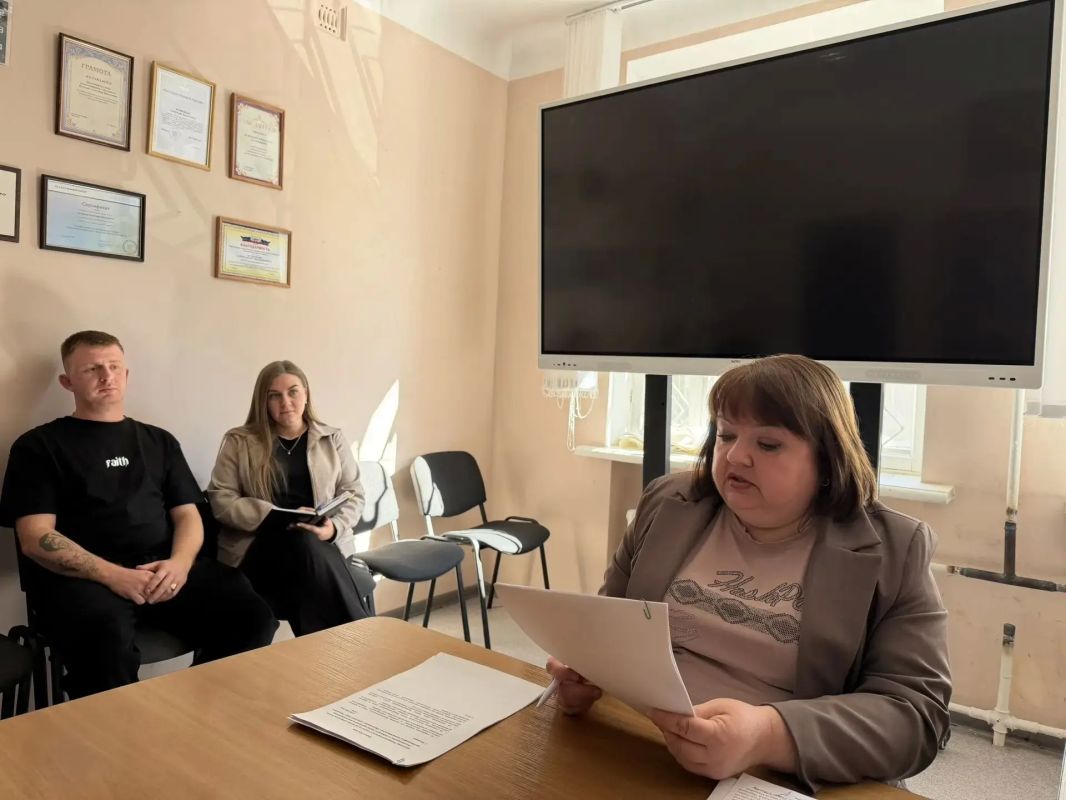 Сегодня, 25 сентября, в городском округе Иловайск состоялось заседание Межведомственного совета по развитию добровольчества (волонтерства) и социально ориентированных некоммерческих организаций, которое провел глава... Сегодня, 25 сентября, в городском округе Иловайск состоялось заседание Межведомственного совета по развитию добровольчества (волонтерства) и социально ориентированных некоммерческих организаций, которое провел глава...