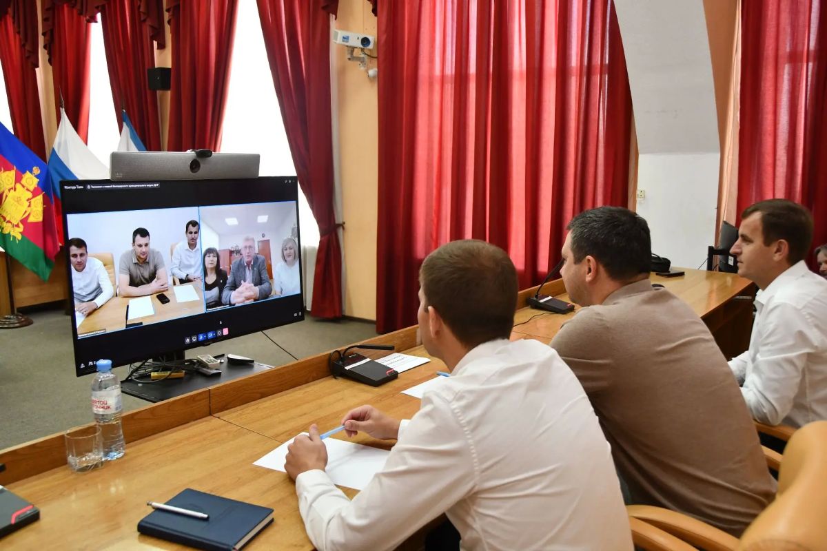 Продолжаем укреплять дружеские связи с Володарским муниципальным округом Донецкой Народной Республики Продолжаем укреплять дружеские связи с Володарским муниципальным округом Донецкой Народной Республики