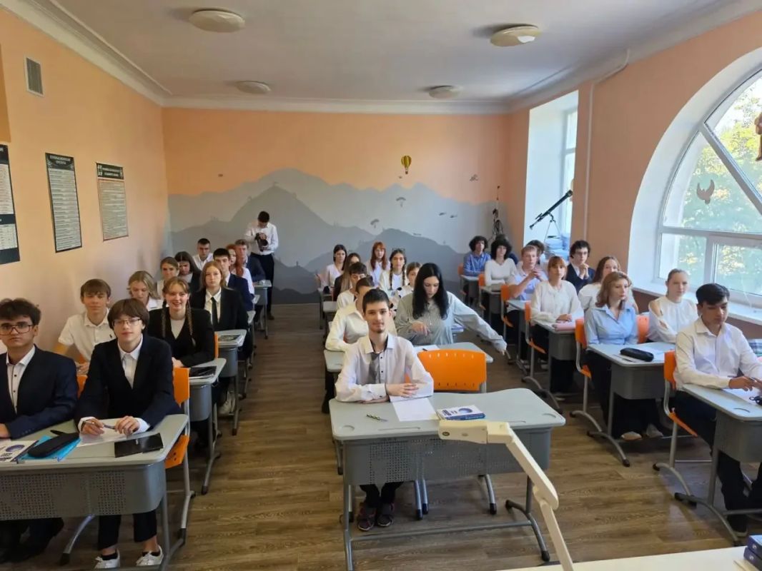Более 500 площадок по России: ДНР присоединилась к «Атомному диктанту» Более 500 площадок по России: ДНР присоединилась к «Атомному диктанту»