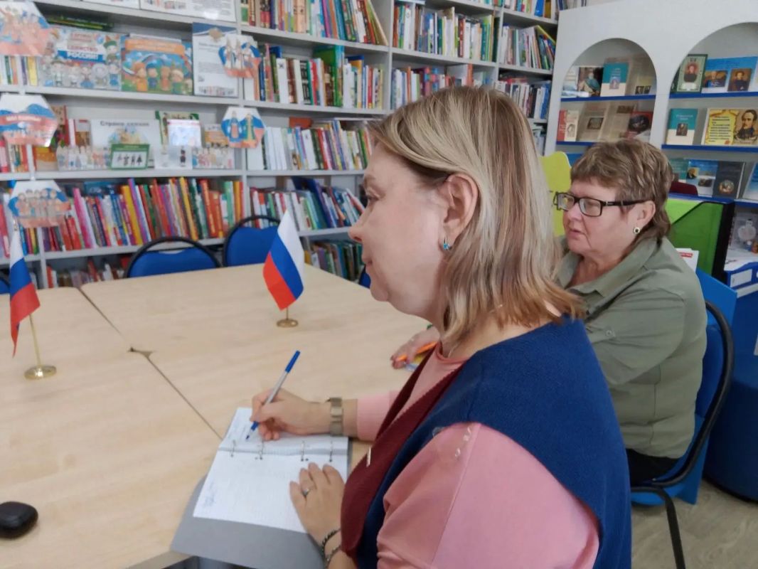 Сотрудники Мангушской ЦБС приняли участие в конференции по духовно-нравственному воспитанию Сотрудники Мангушской ЦБС приняли участие в конференции по духовно-нравственному воспитанию