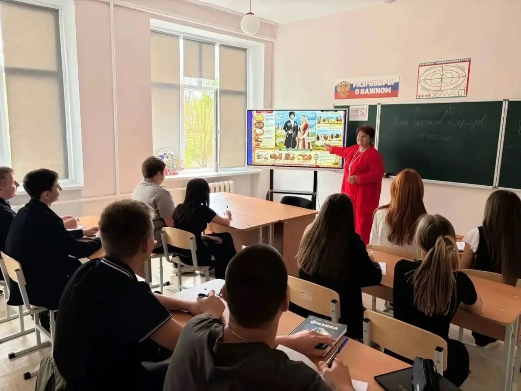 Александр Качанов: Сила в многообразии: как Докучаевск проходит Год единства народов России Александр Качанов: Сила в многообразии: как Докучаевск проходит Год единства народов России