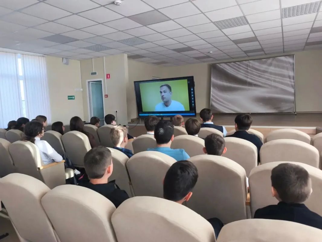 «Путешествия начинаются с мечты!» «Путешествия начинаются с мечты!»