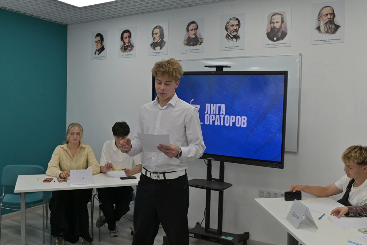 Пять минут на аргументы: в донецком филиале РАНХиГС прошел отборочный тур «Студенческой лиги ораторов» Пять минут на аргументы: в донецком филиале РАНХиГС прошел отборочный тур «Студенческой лиги ораторов»