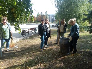 Наталья Бегуненко: Субботник учреждений культуры Петровского района