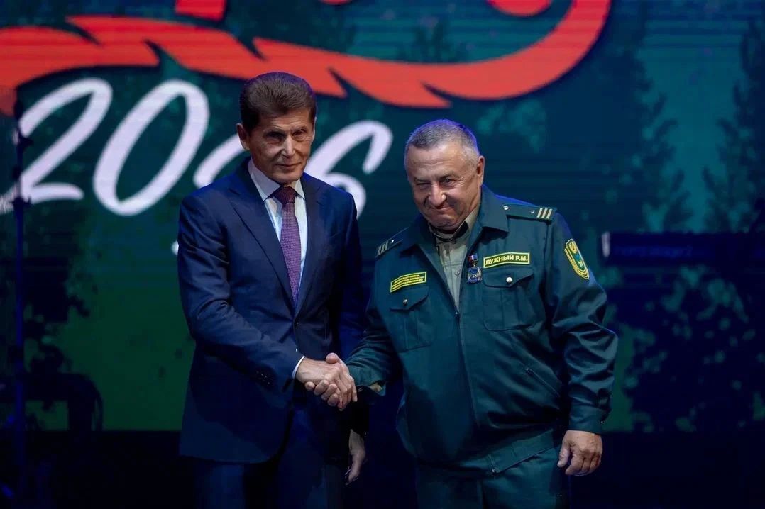 Александр Волошин: В эти дни работаем с Главой Донецкой Народной Республики Денисом Владимировичем Пушилиным на Дальнем Востоке нашей страны Александр Волошин: В эти дни работаем с Главой Донецкой Народной Республики Денисом Владимировичем Пушилиным на Дальнем Востоке нашей страны