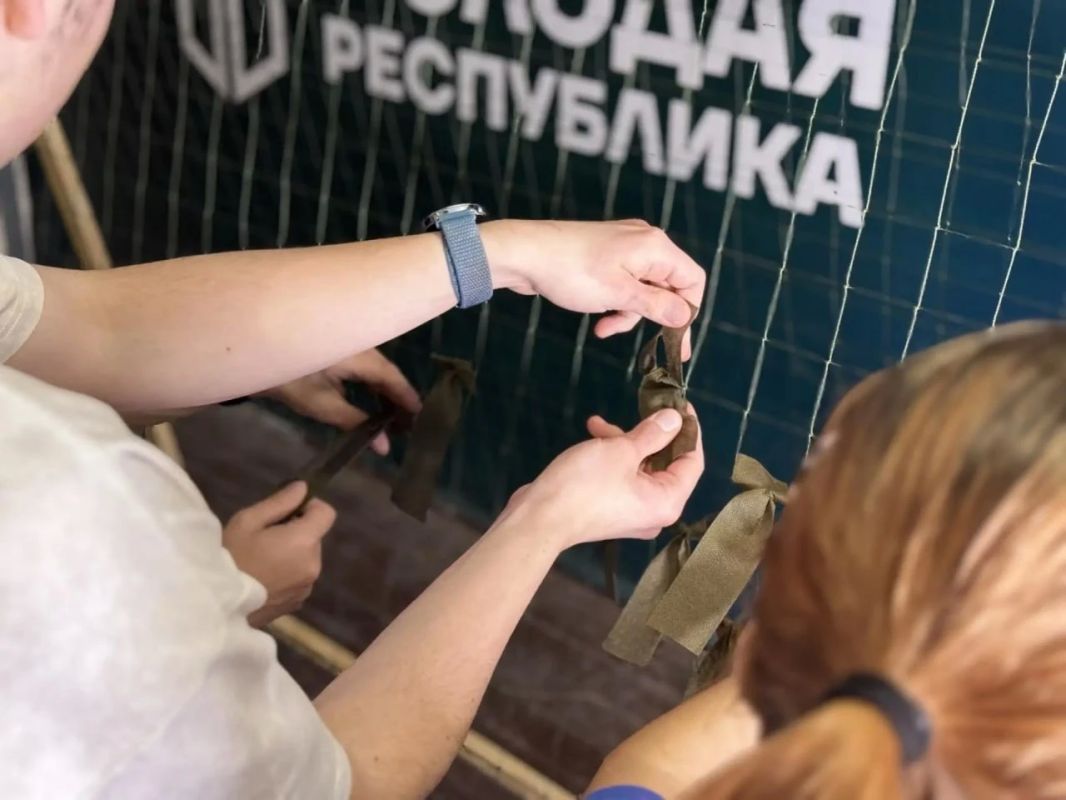 Юные патриоты Горловки помогают фронту Юные патриоты Горловки помогают фронту