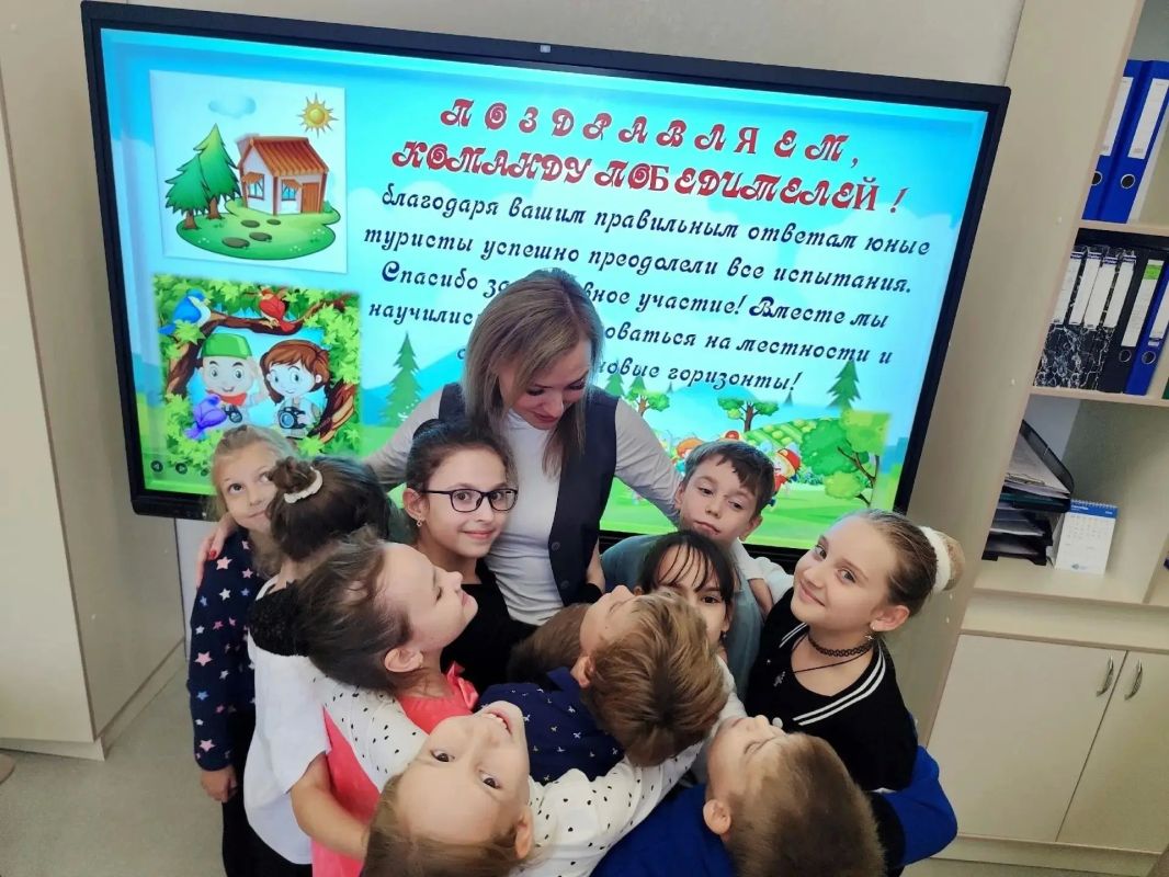 С 21 по 27 сентября в учреждениях культуры города Донецка прошла интерактивная викторина по ориентированию на местности «Юный турист» С 21 по 27 сентября в учреждениях культуры города Донецка прошла интерактивная викторина по ориентированию на местности «Юный турист»