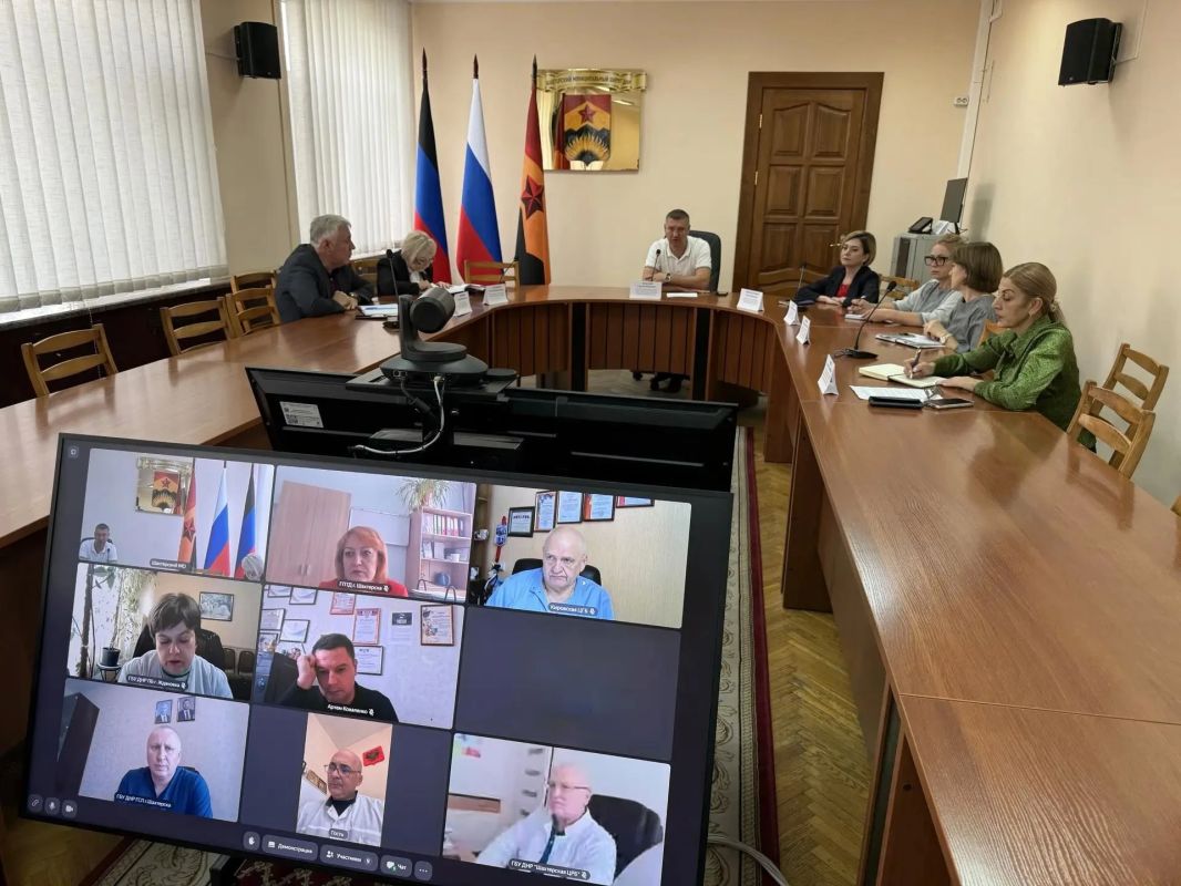 Александр Шатов: В Шахтерске провели заседание Штаба по вопросам охраны здоровья граждан
